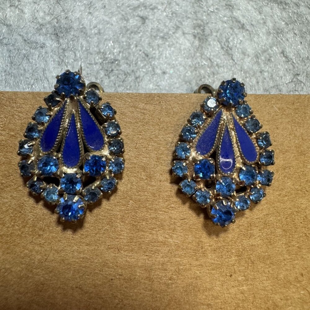 Vintage Weiss Blue AB Rhinestone & Enamel Clip-On Earrings - Picture 3 of 6